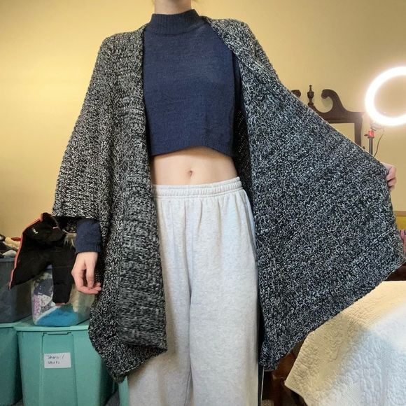Women’s Oversized Soft Surroundings Black & White Knit Shawl Sweater One Size - Picture 5 of 14